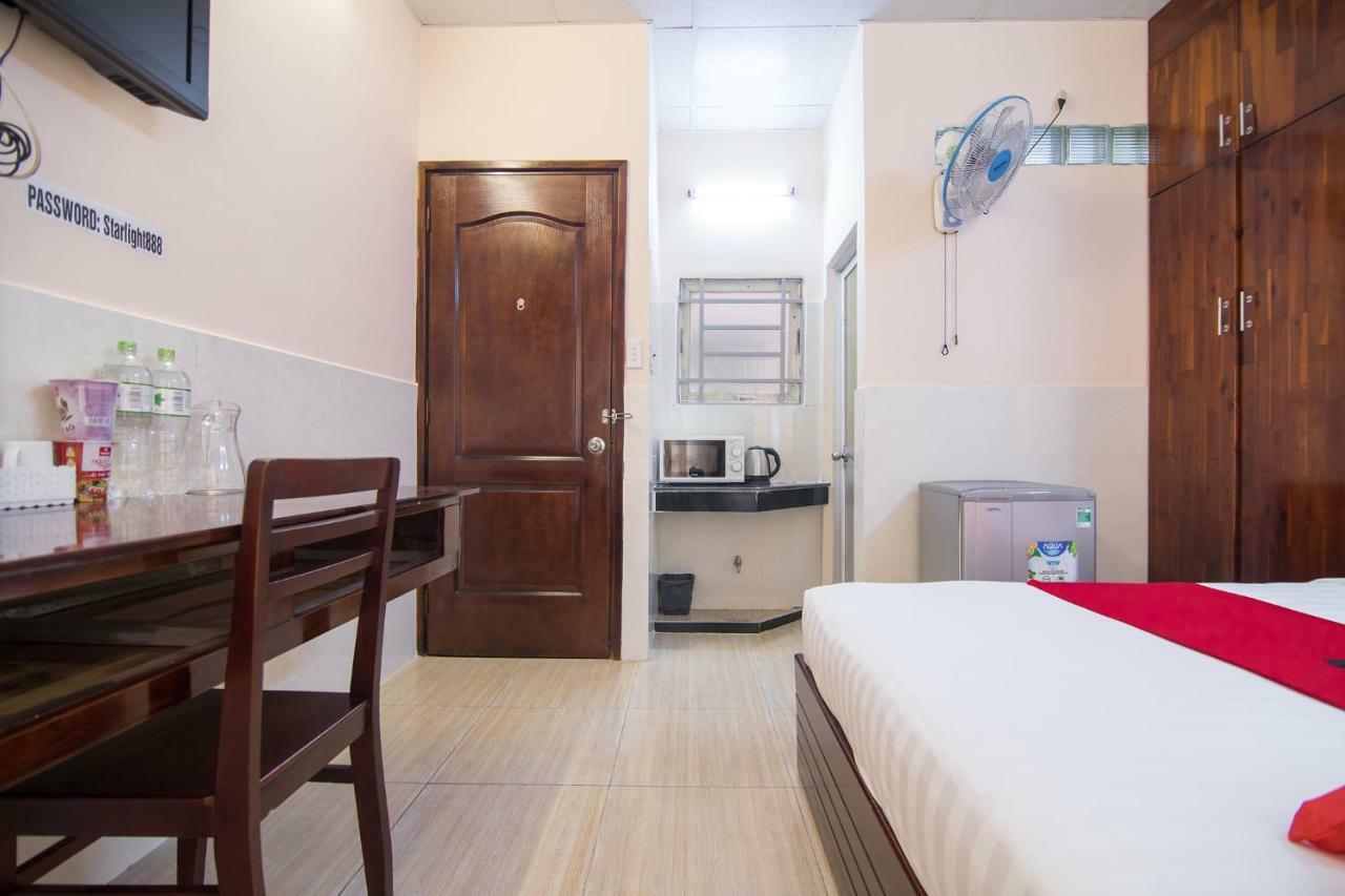 Reddoorz Near Khu Che Xuat Tan Thuan 2 Hotel Ho Chi Minh City Bagian luar foto
