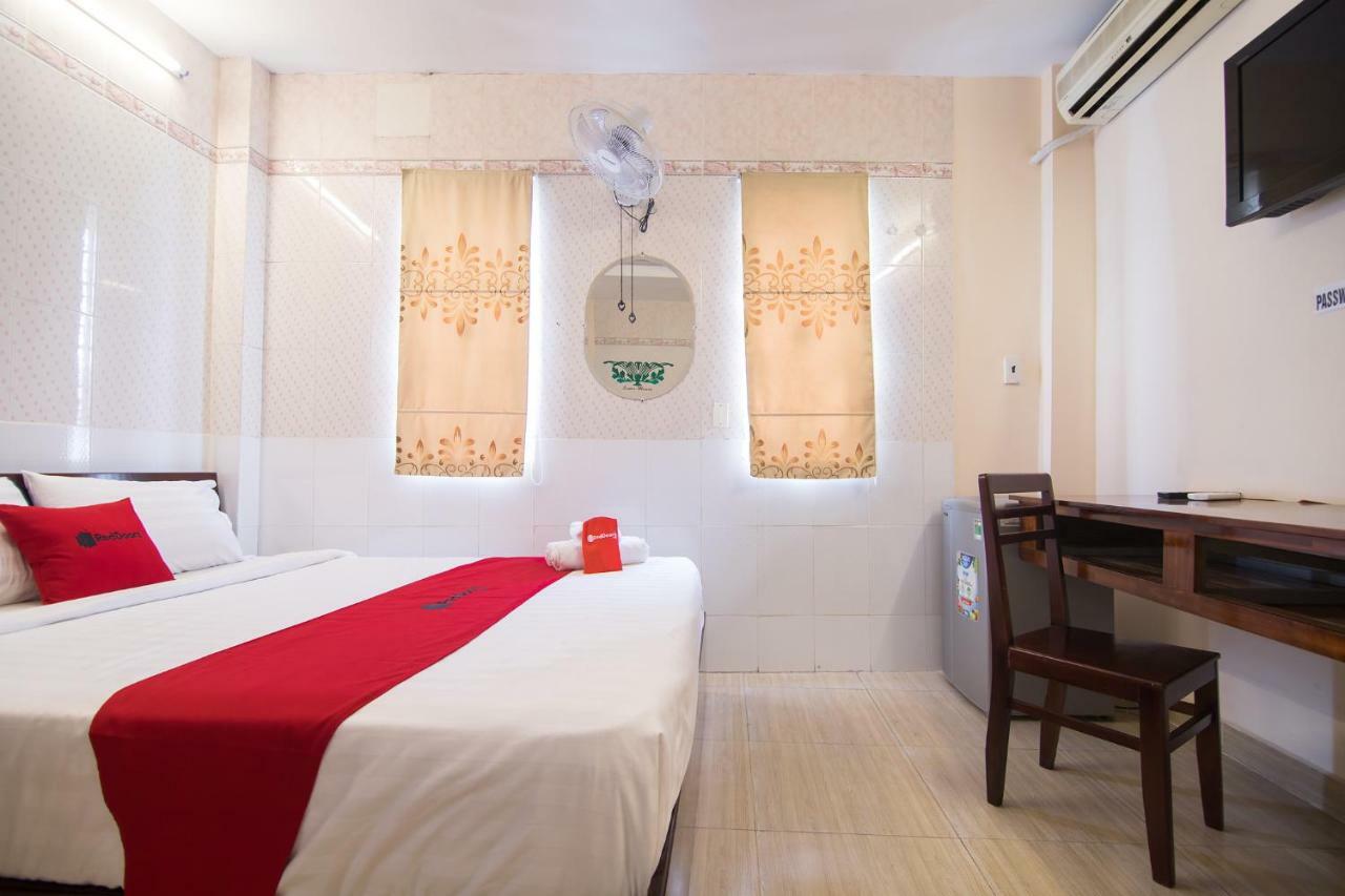 Reddoorz Near Khu Che Xuat Tan Thuan 2 Hotel Ho Chi Minh City Bagian luar foto