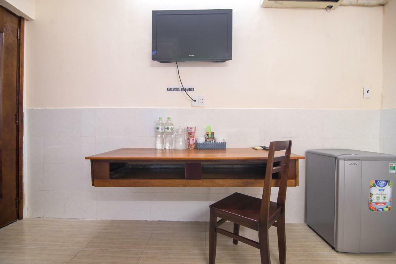 Reddoorz Near Khu Che Xuat Tan Thuan 2 Hotel Ho Chi Minh City Bagian luar foto