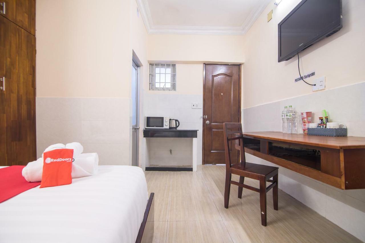Reddoorz Near Khu Che Xuat Tan Thuan 2 Hotel Ho Chi Minh City Bagian luar foto