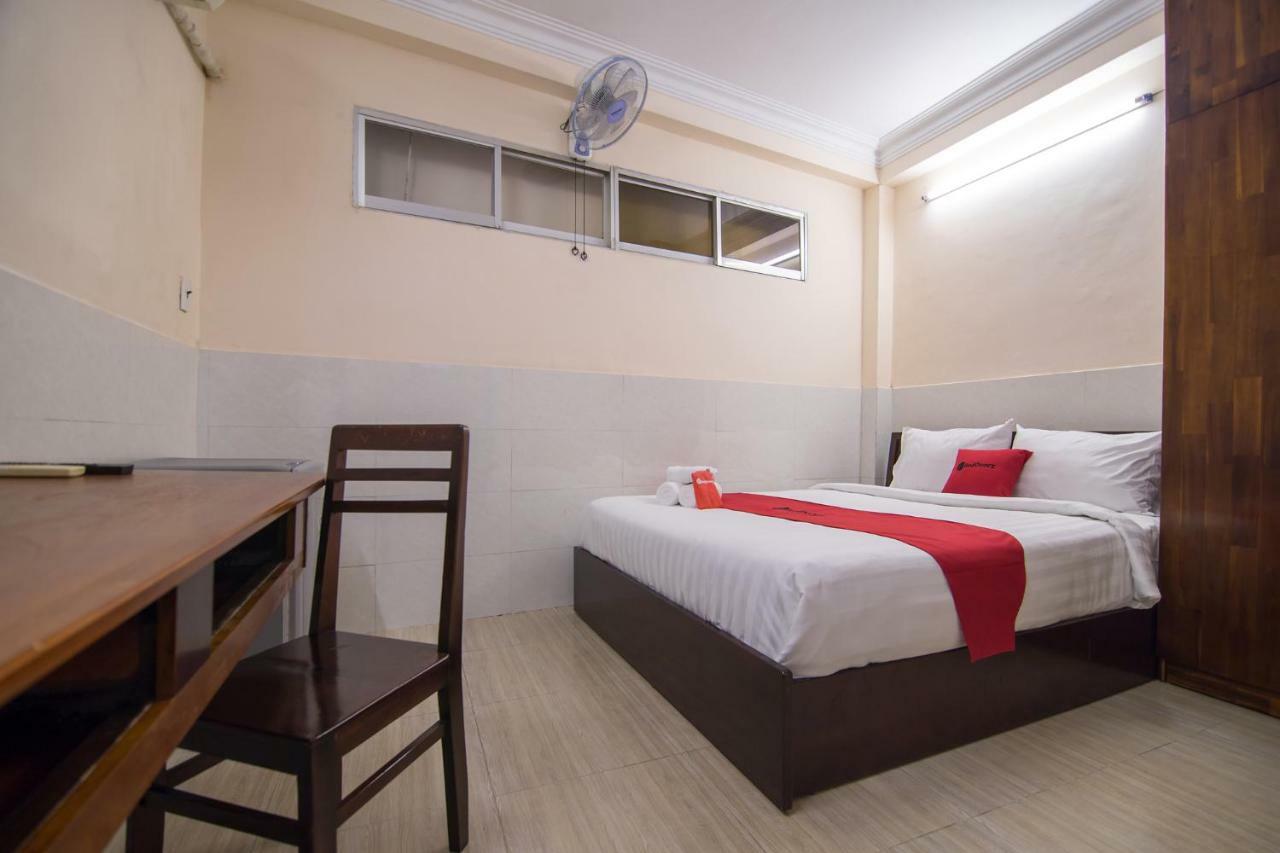 Reddoorz Near Khu Che Xuat Tan Thuan 2 Hotel Ho Chi Minh City Bagian luar foto