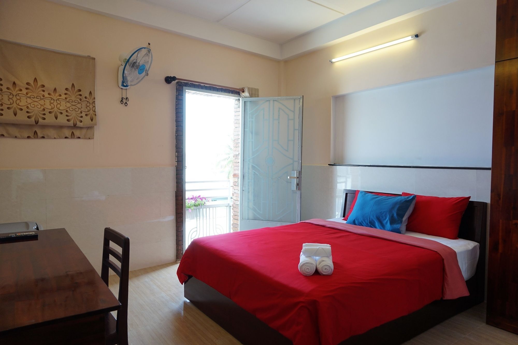 Reddoorz Near Khu Che Xuat Tan Thuan 2 Hotel Ho Chi Minh City Bagian luar foto