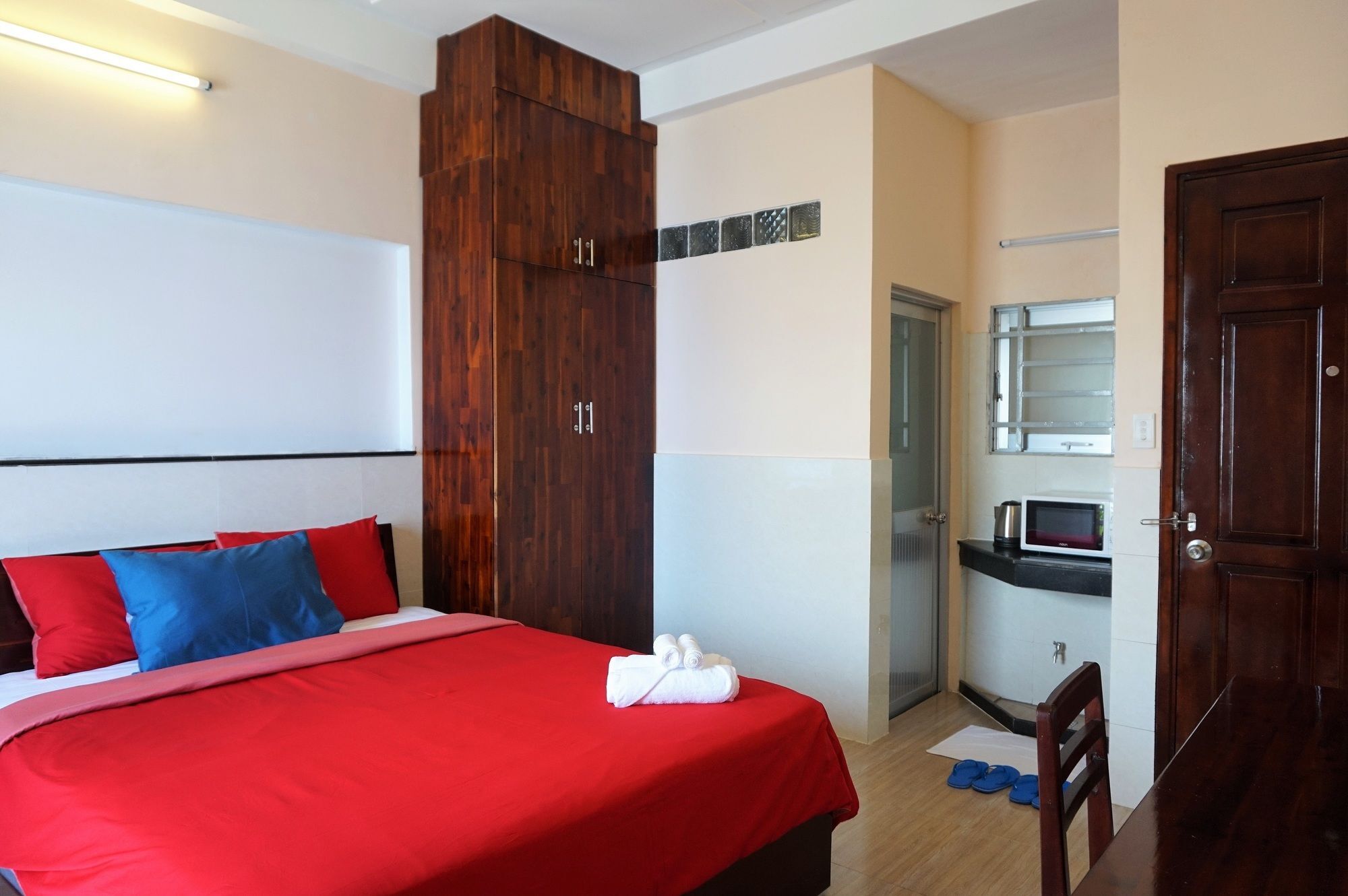 Reddoorz Near Khu Che Xuat Tan Thuan 2 Hotel Ho Chi Minh City Bagian luar foto