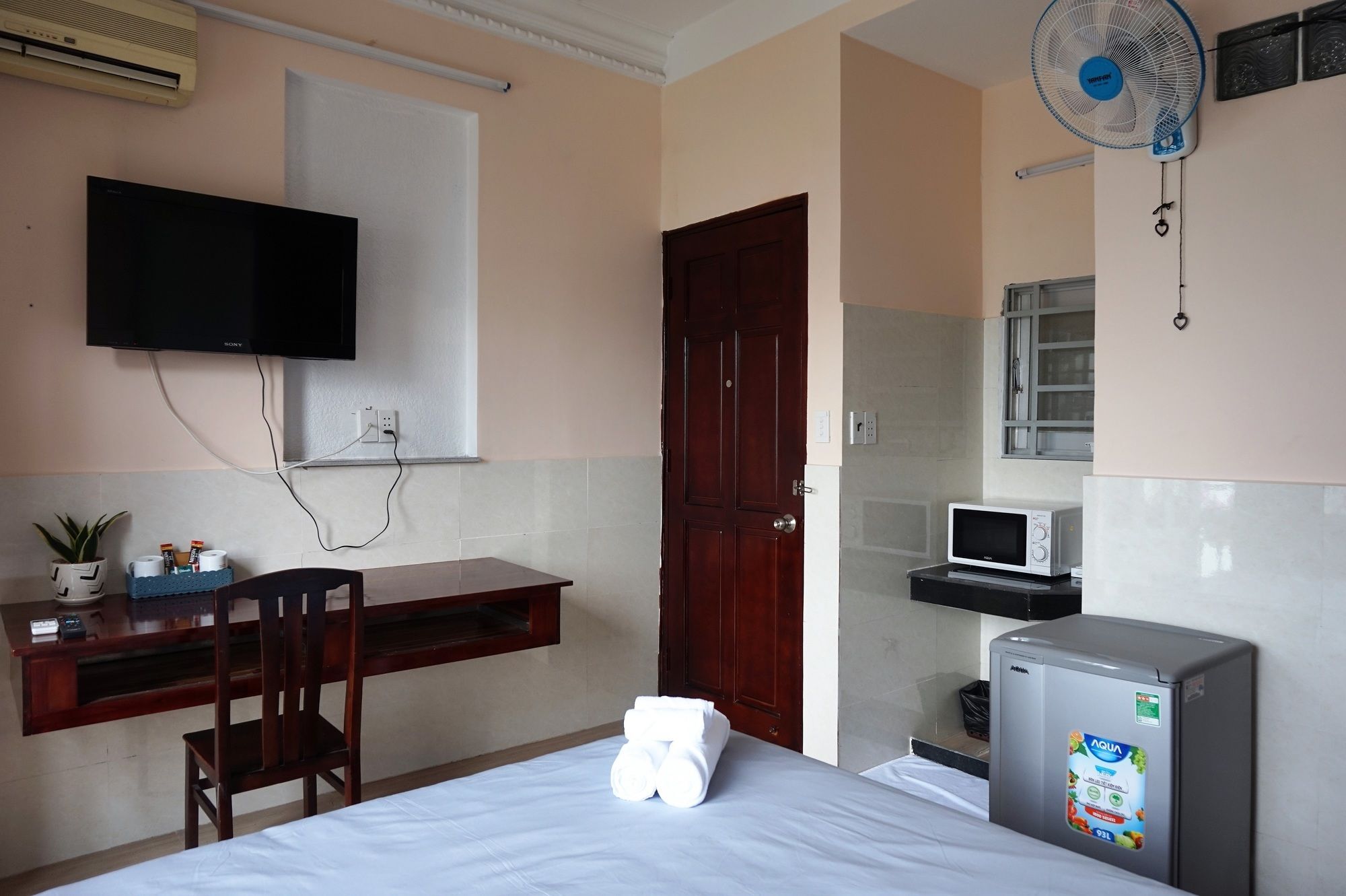 Reddoorz Near Khu Che Xuat Tan Thuan 2 Hotel Ho Chi Minh City Bagian luar foto