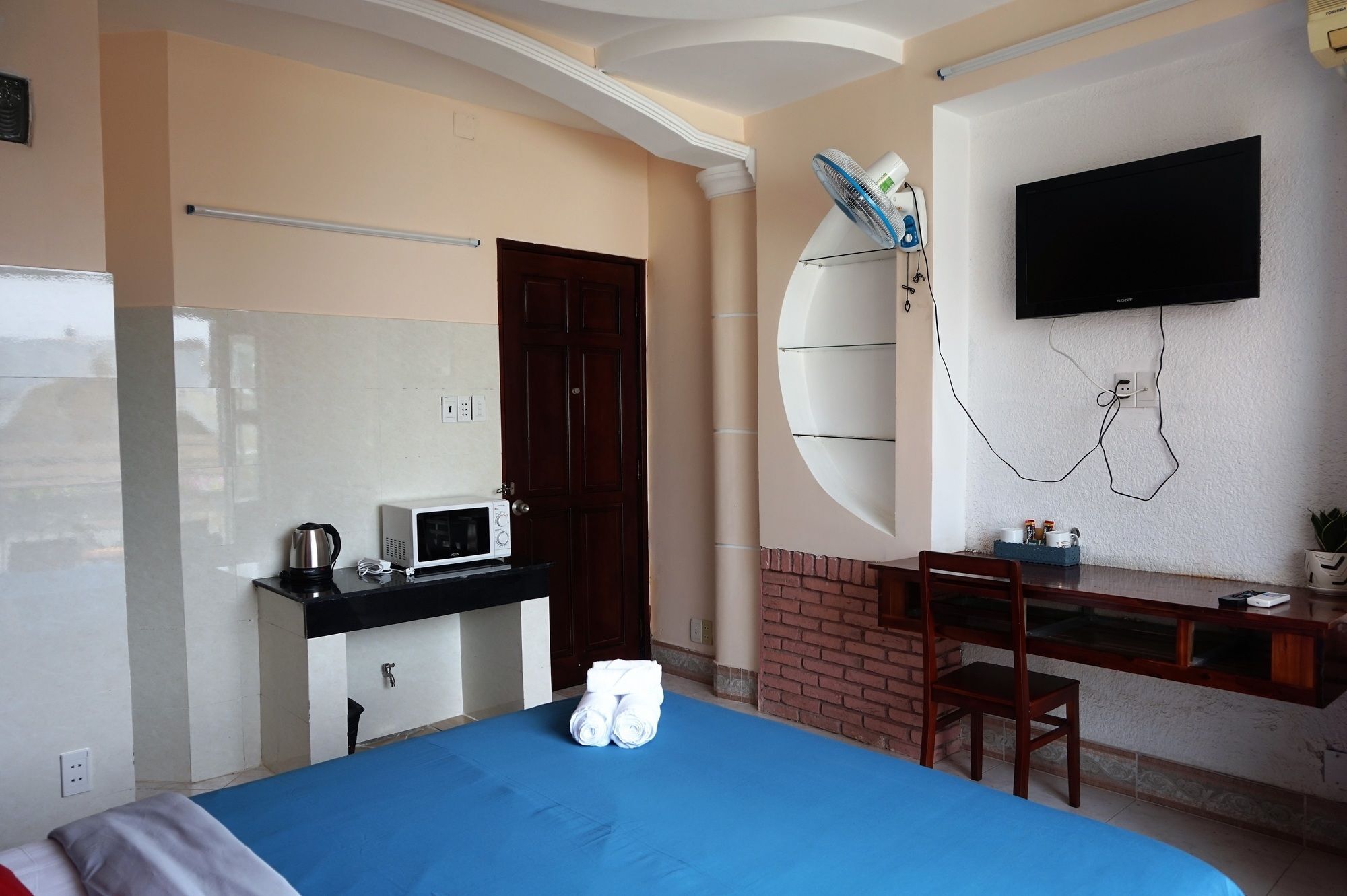 Reddoorz Near Khu Che Xuat Tan Thuan 2 Hotel Ho Chi Minh City Bagian luar foto